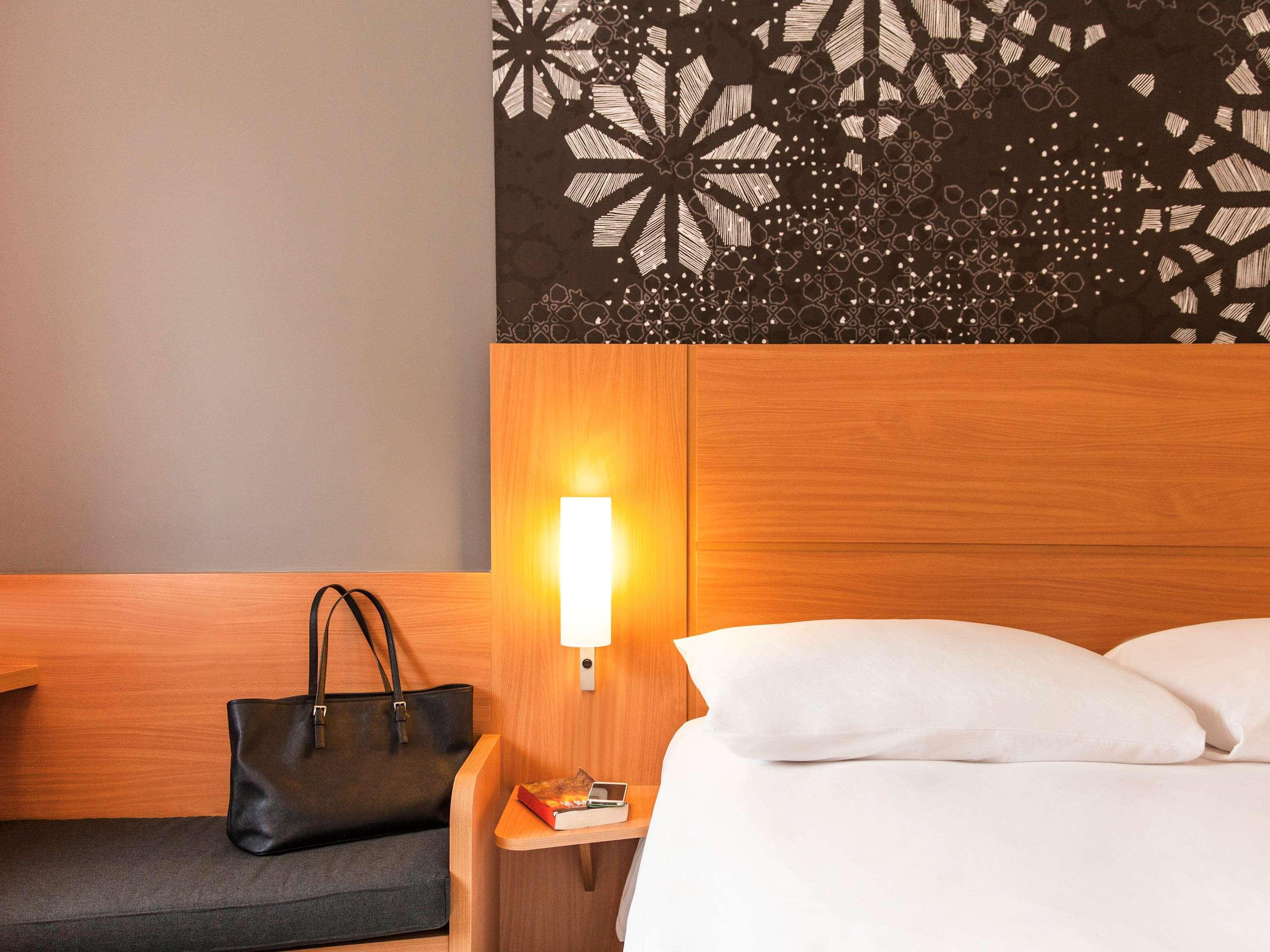 Ibis Casanearshore Casablanca Bagian luar foto
